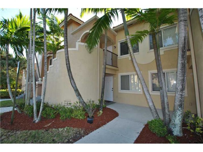 640 NW 79 AV # 102, Hollywood, FL 33024