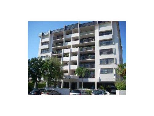 9300 BAY HARBOR TE # 3C, Miami Beach, FL 33154