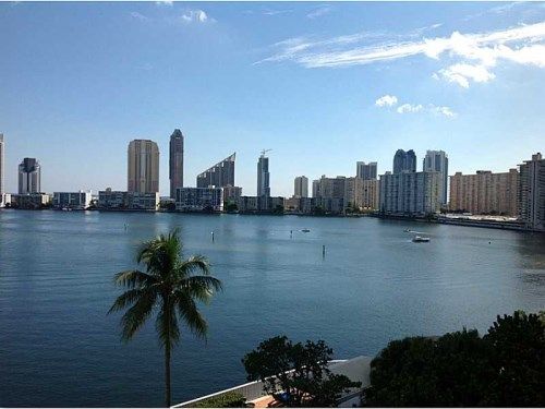 3000 ISLAND BL # 801, North Miami Beach, FL 33160