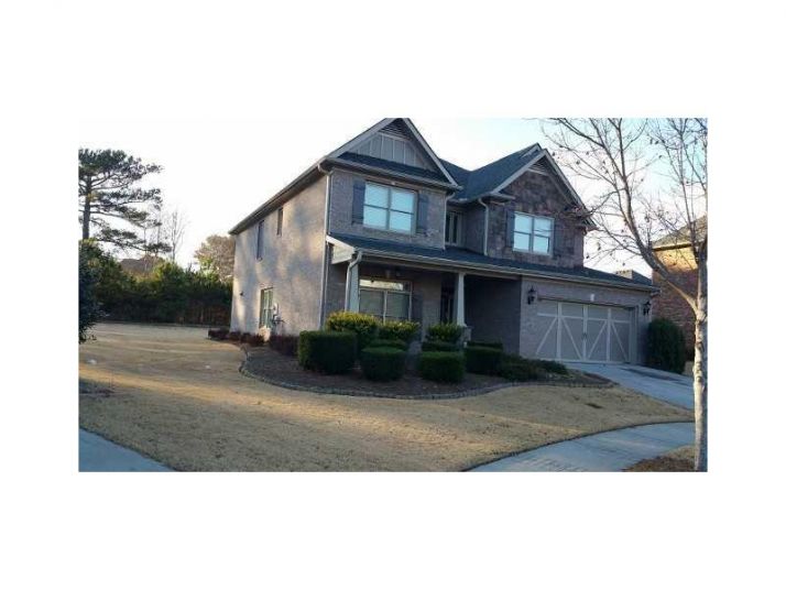 662 Autumn Meadow Drive, Loganville, GA 30052