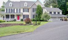 20 TURKEY LN Furlong, PA 18925