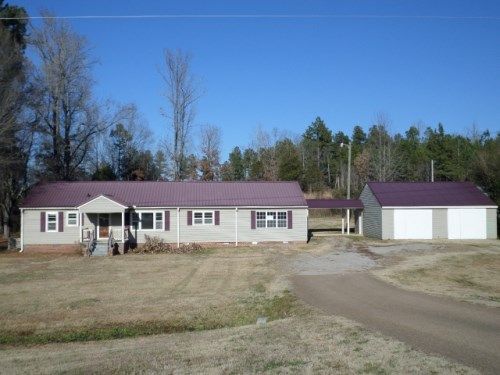 4875 Highway 64 W, Selmer, TN 38375