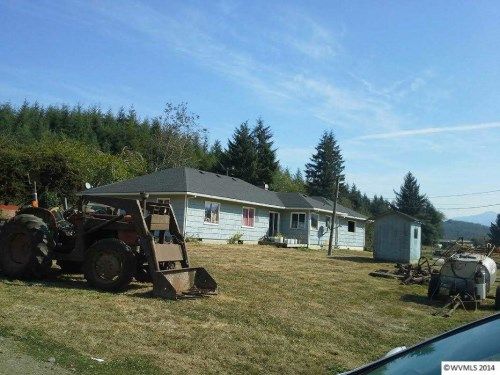 2085 Yellow Fir Rd, Tillamook, OR 97141