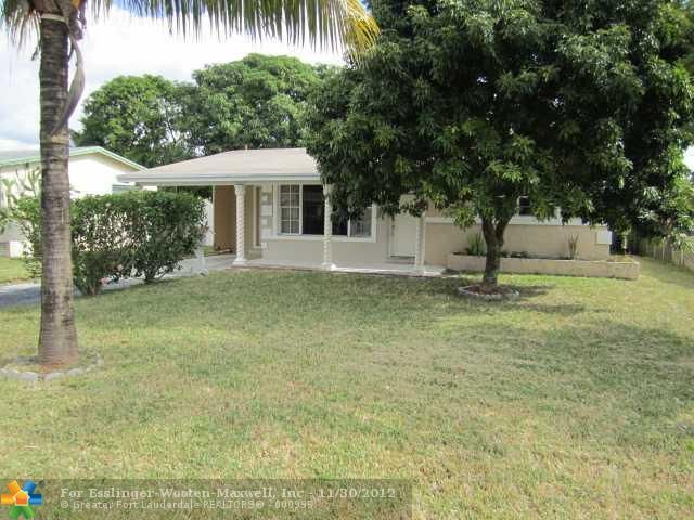 2421 LARGO DR, Hollywood, FL 33023