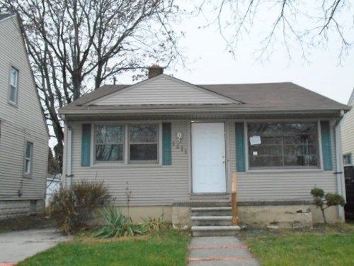 1411 Morris Ave, Lincoln Park, MI 48146