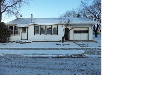 130 E Main St, Utica, MN 55979