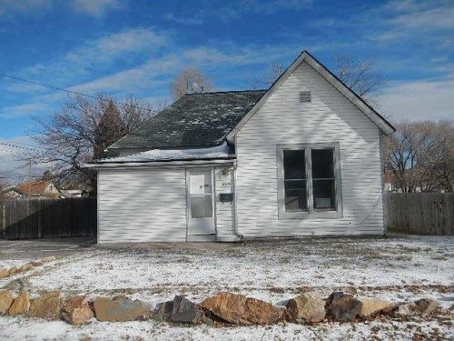 952 Buchanan Ave, Pocatello, ID 83204