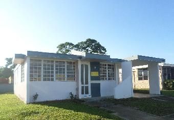 Q-13 Urb. Villas De Buenaventura, Yabucoa, PR 00767