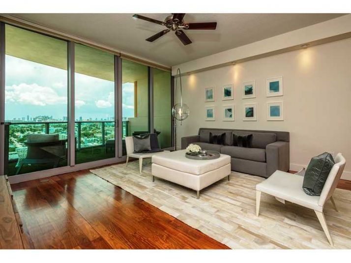 1455 OCEAN DR # 1611, Miami Beach, FL 33139