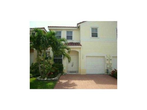 17064 SW 33RD CT, Hollywood, FL 33027