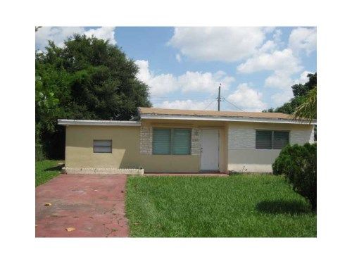 6501 SW 23rd St, Hollywood, FL 33023