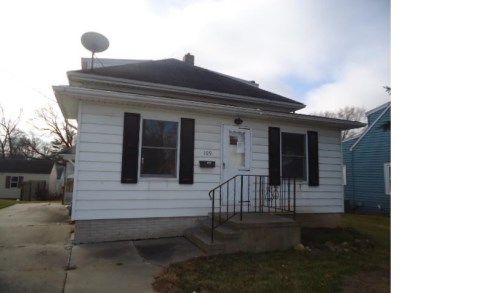 109 W Walnut St, Anamosa, IA 52205