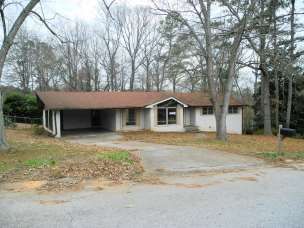 6797 Darrell Ct, Morrow, GA 30260