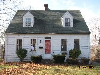 90 Darling St, Torrington, CT 06790