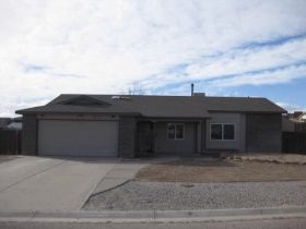 541 Christine Dr NE, Rio Rancho, NM 87124