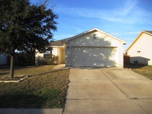 116 Phillips St, Hutto, TX 78634