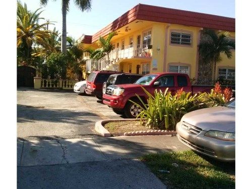 1826 CLEVELAND ST. # 4, Hollywood, FL 33020