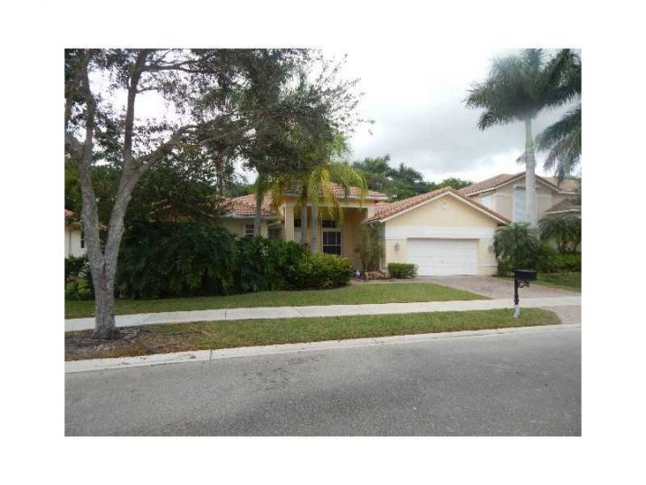 3967 NIGHTHAWK RD, Fort Lauderdale, FL 33331