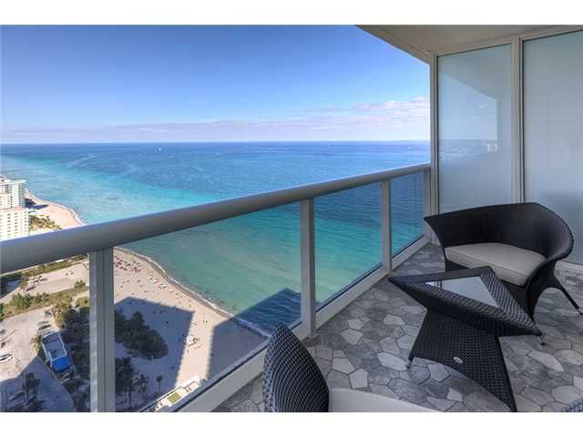 1830 S OCEAN DR # 3709, Hallandale, FL 33009