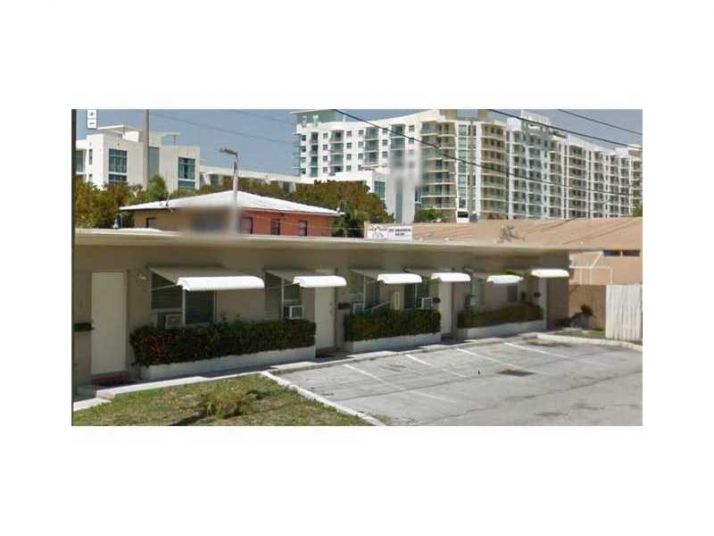 2041 JACKSON ST # 3, Hollywood, FL 33020