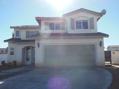 14500 Indian Paintbrush Rd, Adelanto, CA 92301