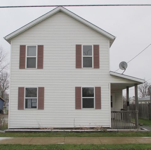 10 W Main St, Greenwich, OH 44837