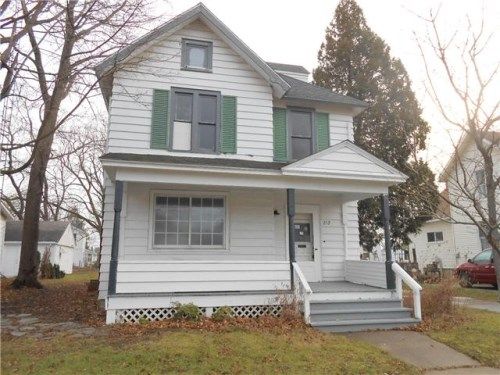 212 Georgia Ave, Bowling Green, OH 43402