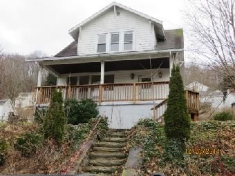 214 N 3rd St, West Newton, PA 15089