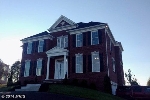 139 MOONLIGHT DR, Greencastle, PA 17225