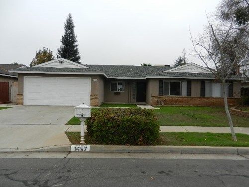 1457 W Chennault Ave, Fresno, CA 93711