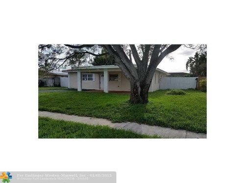 8207 NW 73RD TER, Fort Lauderdale, FL 33321