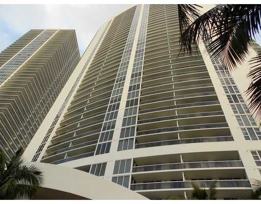 1850 S OCEAN DR # 3305, Hallandale, FL 33009