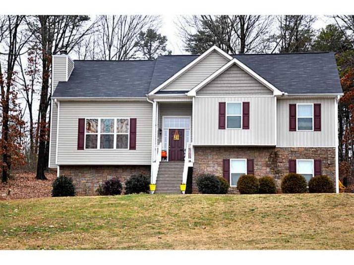 66 Hopkins Farm Drive, Adairsville, GA 30103