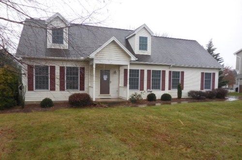 5080 Short Rd, Spring Grove, PA 17362