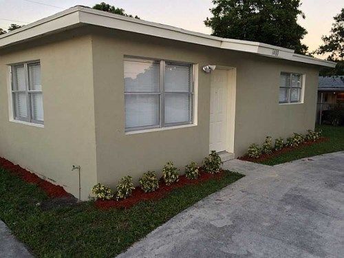 1480 W 33 ST, West Palm Beach, FL 33404