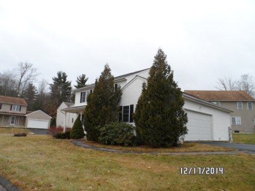 551 Wood Duck Dr, Torrington, CT 06790