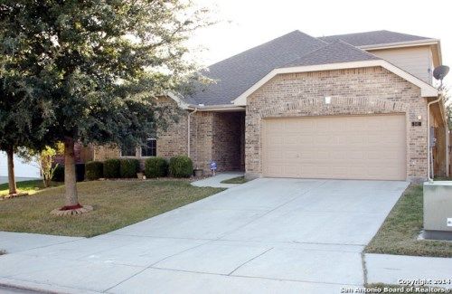 541 Triple Crown Dr, Cibolo, TX 78108