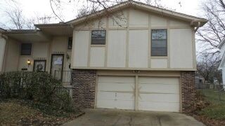 15805 W 128th St, Olathe, KS 66062