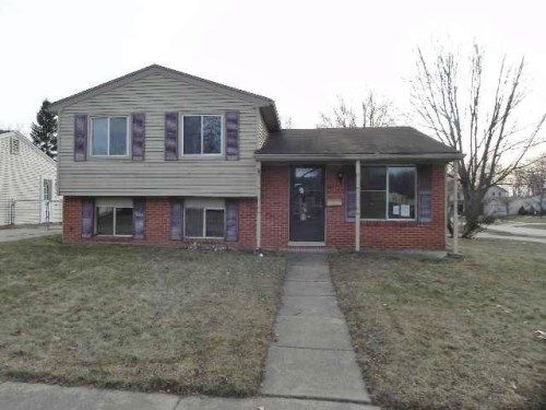 39353 Nottingham St, Westland, MI 48186