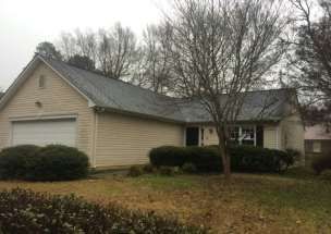 307 Brighton Woods Dr, Moore, SC 29369