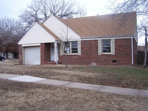 4802 E Morris St, Wichita, KS 67218