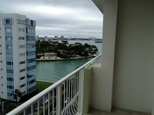 10350 W Bay Harbor Dr # 8K, Miami Beach, FL 33154