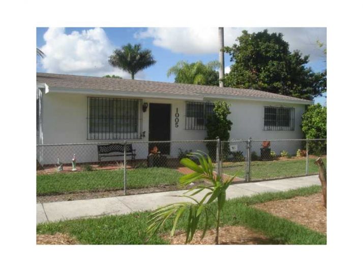 1005 W 31 ST, Hialeah, FL 33012