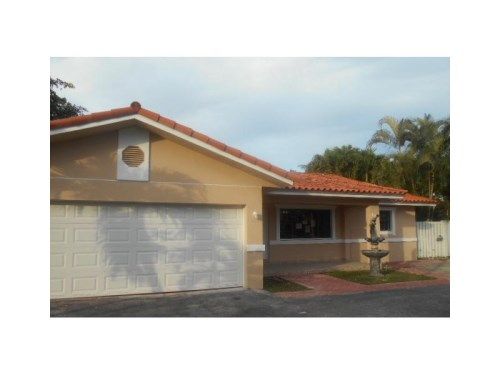 651 E 50 ST, Hialeah, FL 33013