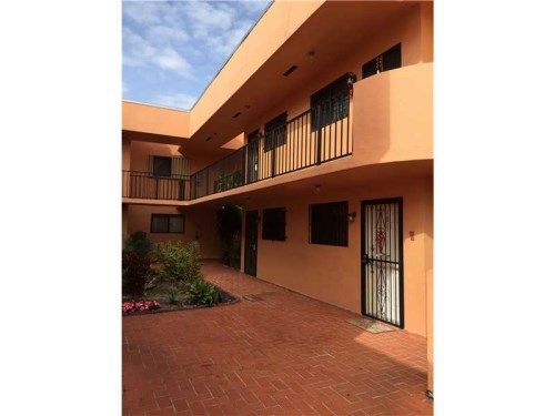 1300 W 41 ST # 202, Hialeah, FL 33012