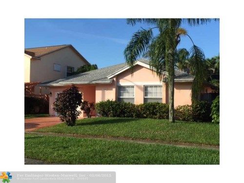 920 SW 98TH AVE, Hollywood, FL 33025