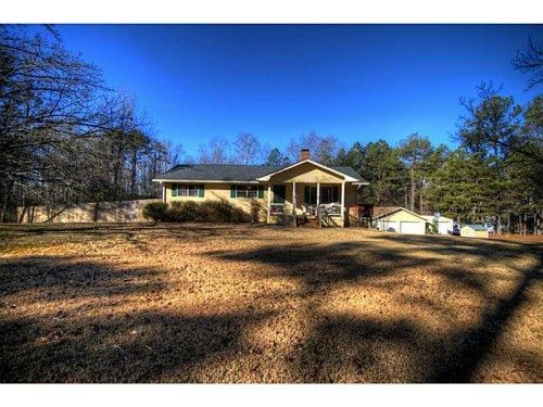 412 Old Carrollton Road, Newnan, GA 30263