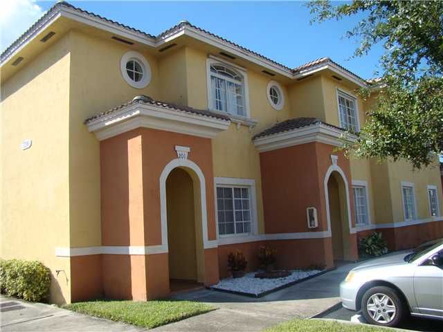 7200 NW 174 TE # 201, Hialeah, FL 33015