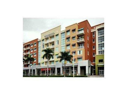 2001 BISCAYNE BL # 2210, Miami, FL 33132