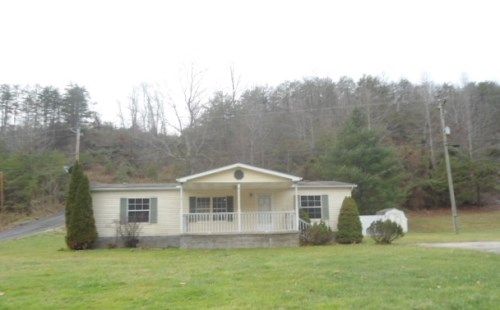 103 Mary Court, Rush, KY 41168